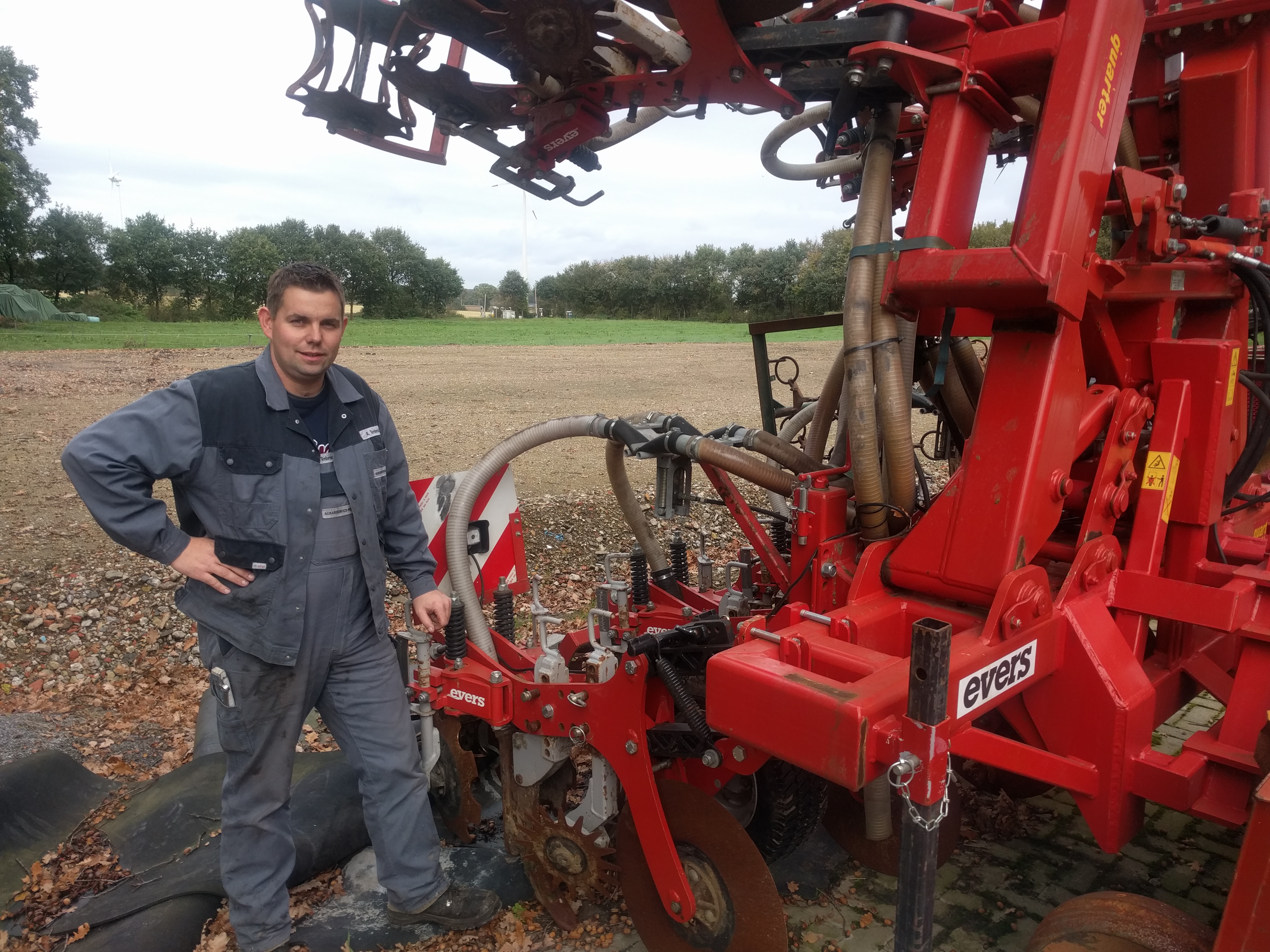 Agrarservice Reken, Münsterland, Allemagne: l’enfouissement de lisier avec l’enfouisseur Strip-Till Evers est vraiment très efficace dans la pratique 